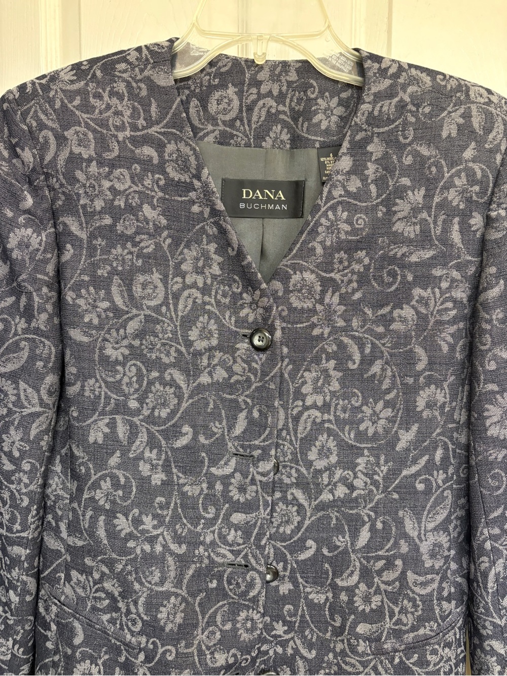 Dana Buchman Lavender-Gray Floral Jacquard Blazer
